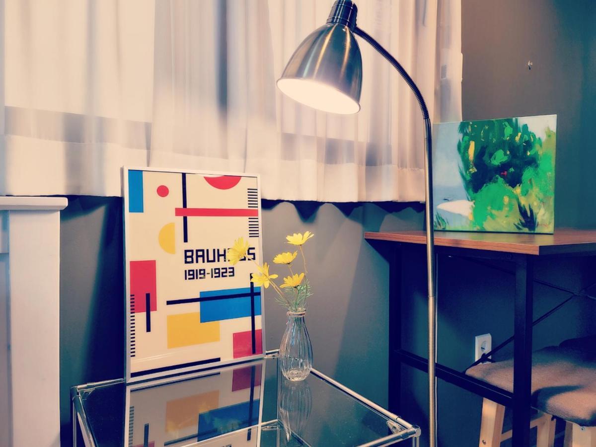 Picasso Guesthouse มกโพ ภายนอก รูปภาพ