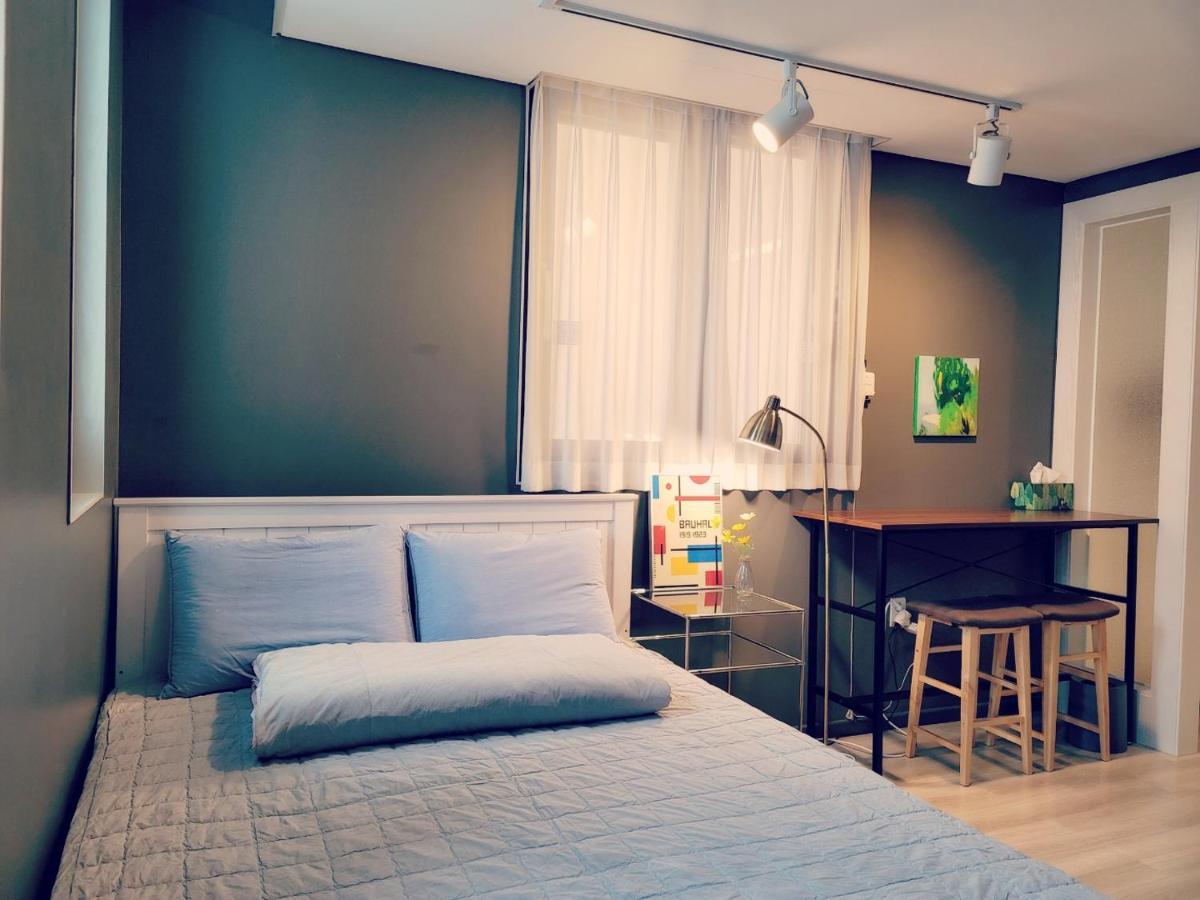 Picasso Guesthouse มกโพ ภายนอก รูปภาพ