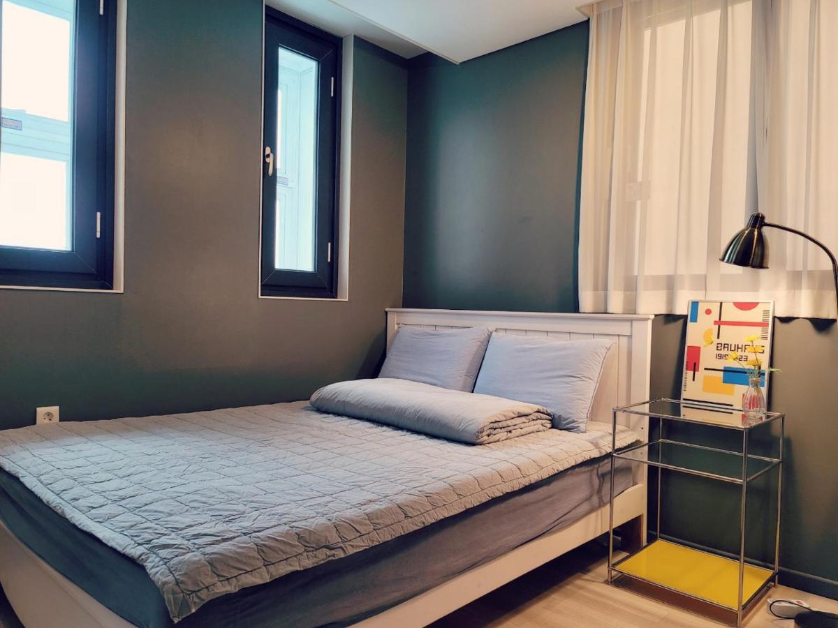 Picasso Guesthouse มกโพ ภายนอก รูปภาพ