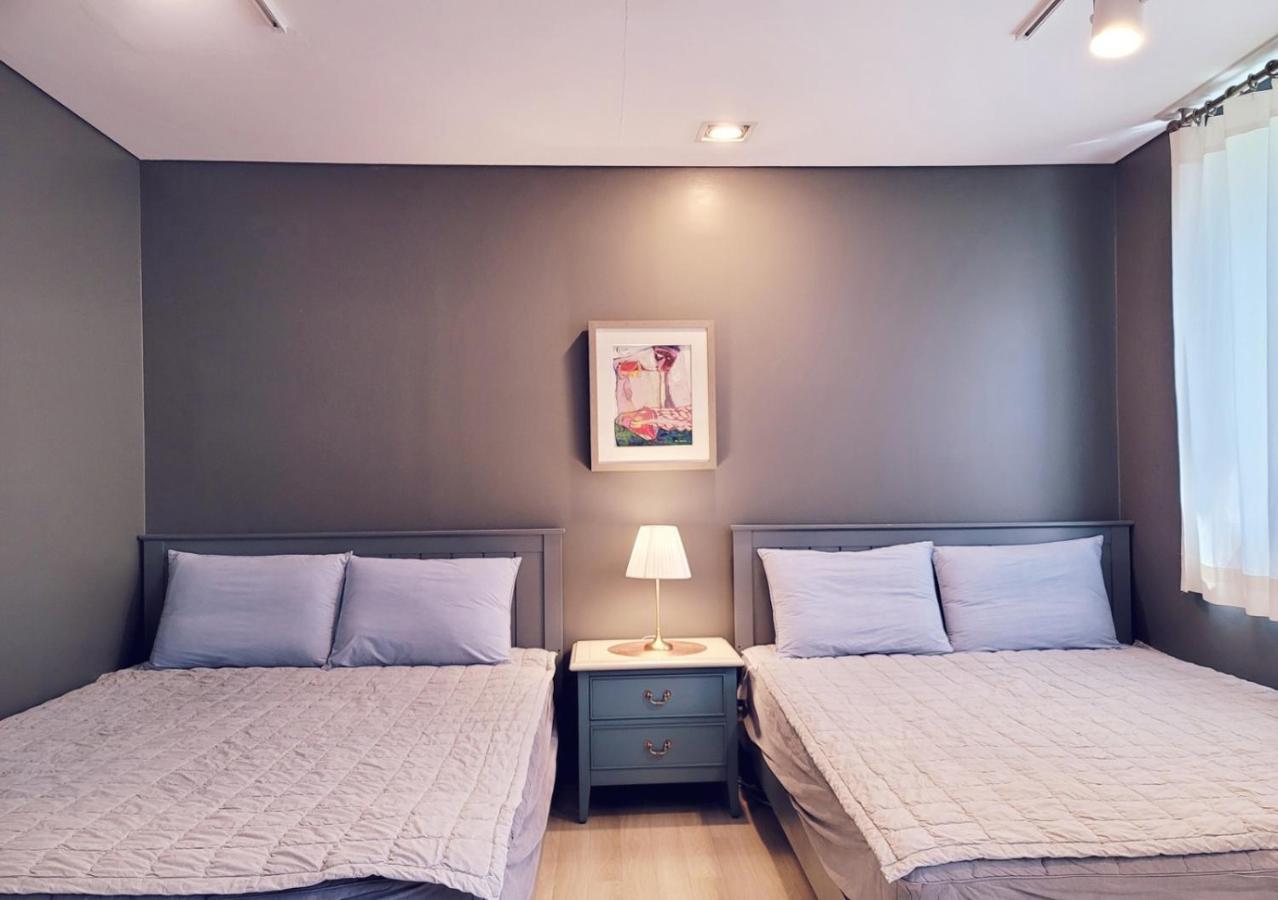Picasso Guesthouse มกโพ ภายนอก รูปภาพ