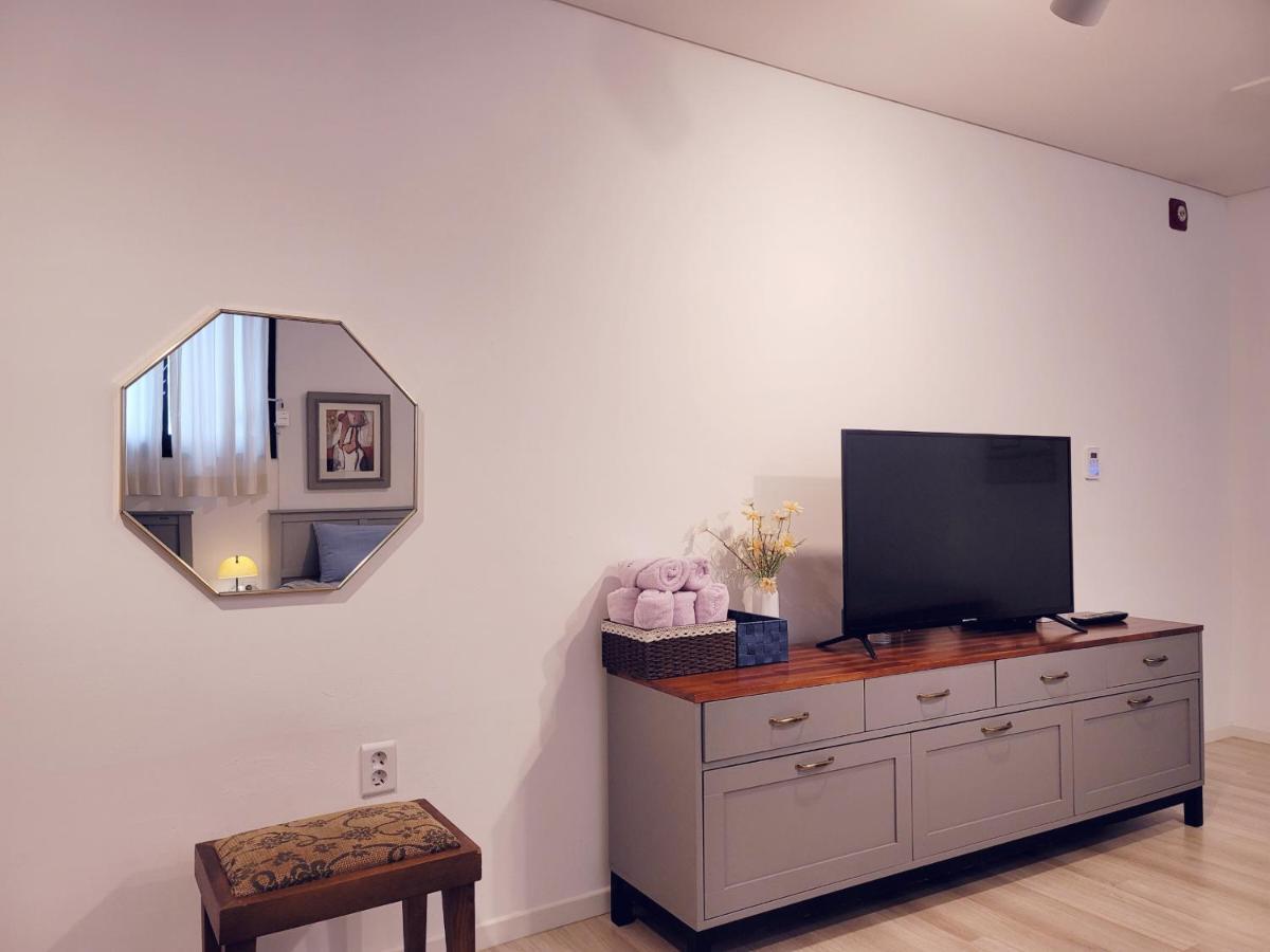 Picasso Guesthouse มกโพ ภายนอก รูปภาพ