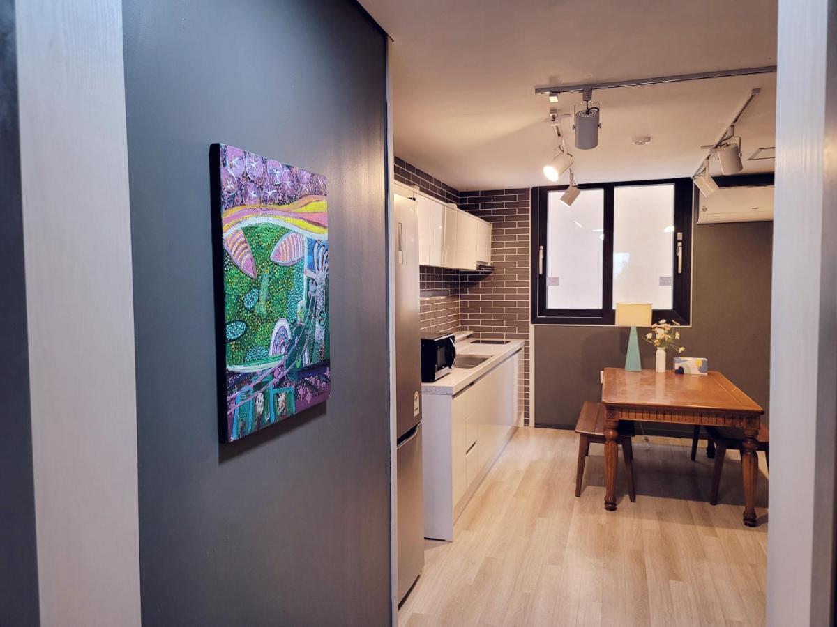 Picasso Guesthouse มกโพ ภายนอก รูปภาพ