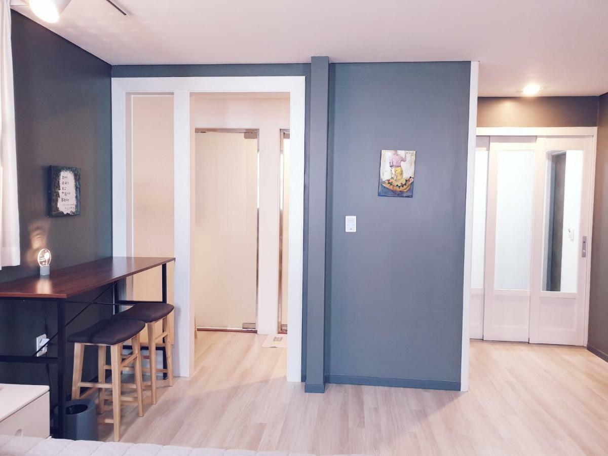 Picasso Guesthouse มกโพ ภายนอก รูปภาพ